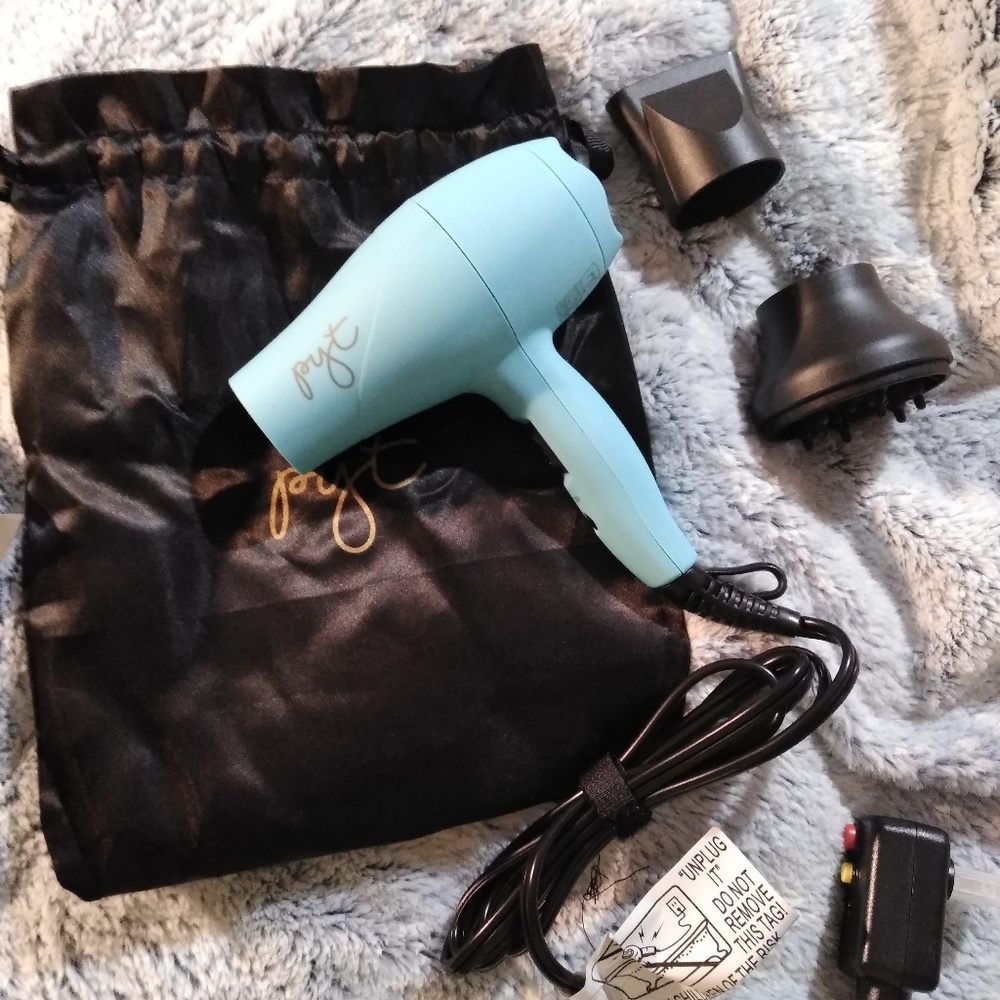 Sold YT Mini Turbo on-the-go Hair Dryer - Picture 1 of 6
